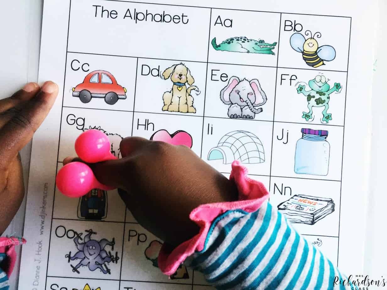 Guided Reading With Non Readers u0026 A FREE Chart 