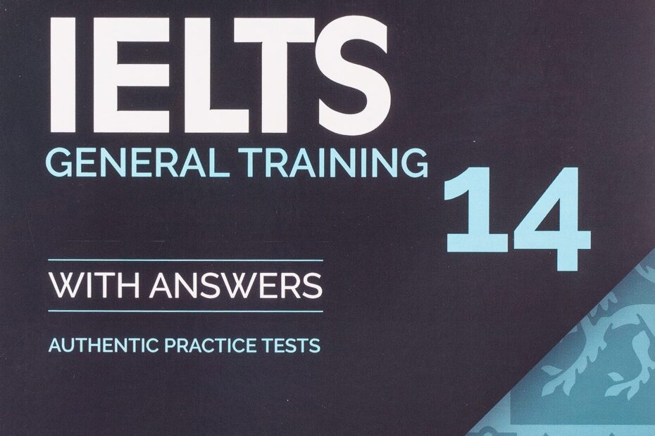 IELTS 14 General Training Student s Book With Answers Without Audio By University Of Cambridge Amazon ae